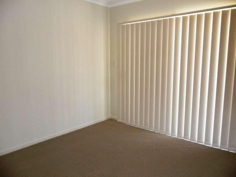 2/23 Montree Circuit, Kallangur QLD 4503