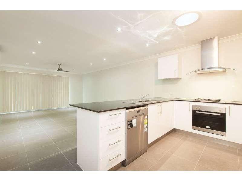 1/14 Aleiyah Street, Caboolture QLD 4510