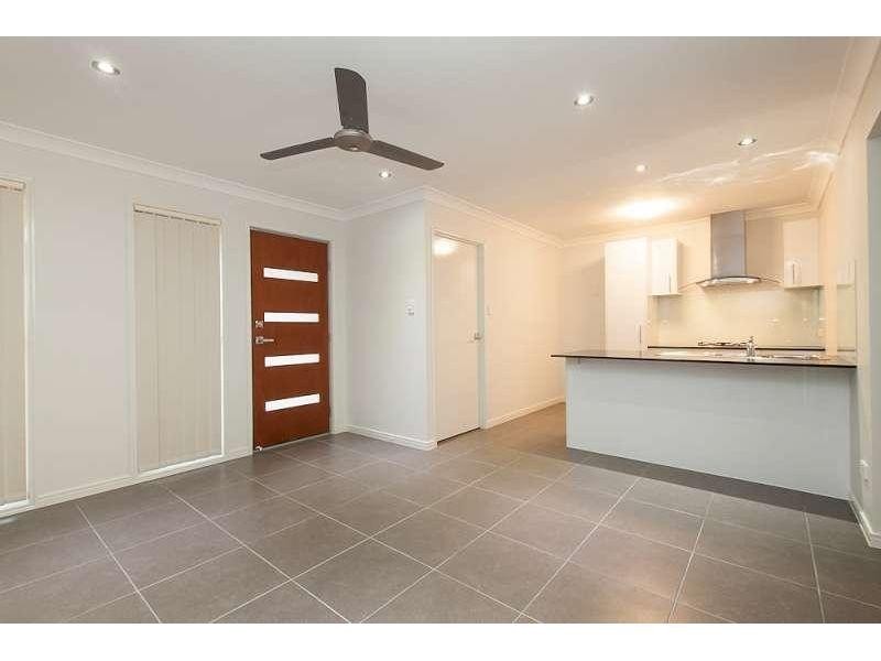 2/14 Aleiyah Street, Caboolture QLD 4510