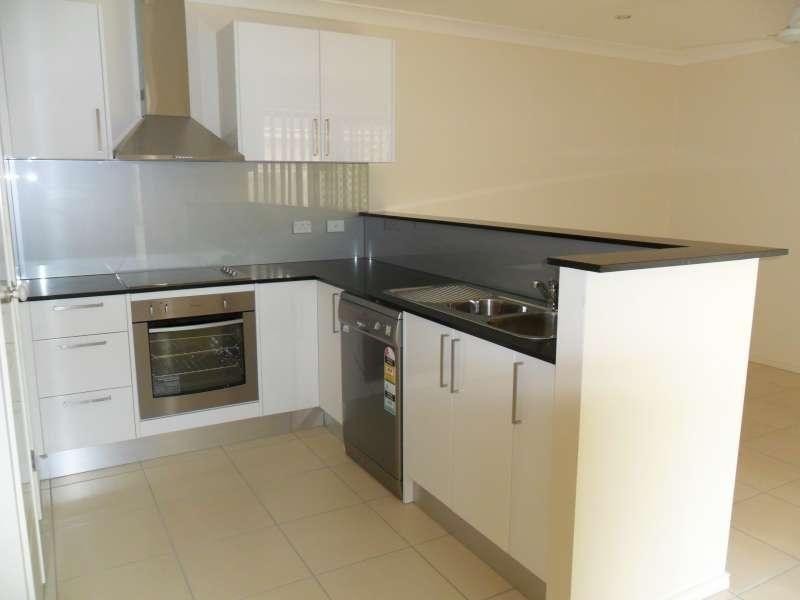 2/19 Sims Street, Caboolture QLD 4510