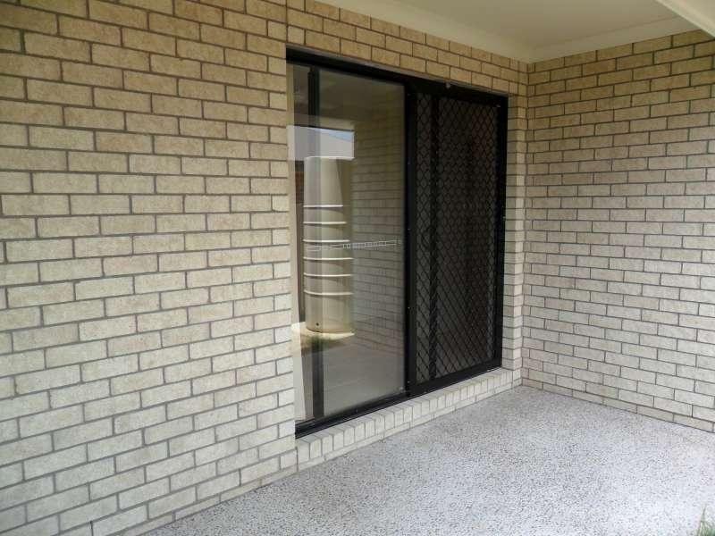 2/13 Rumba Street, Caboolture QLD 4510