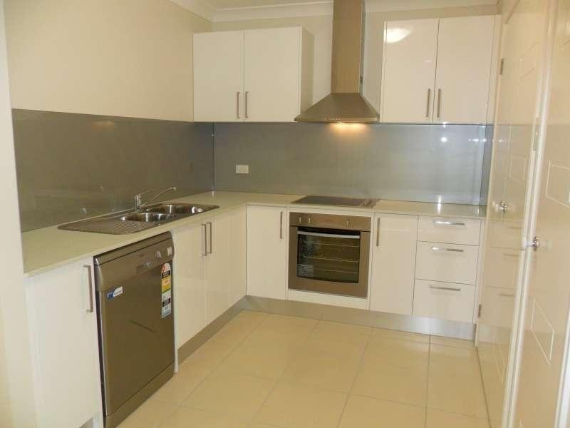 2/13 Rumba Street, Caboolture QLD 4510