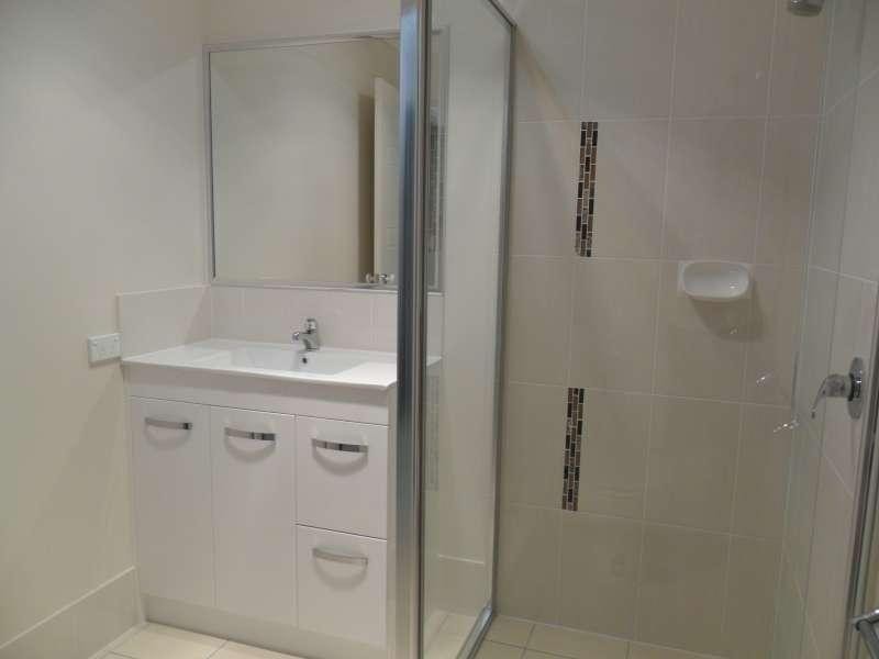 2/13 Rumba Street, Caboolture QLD 4510