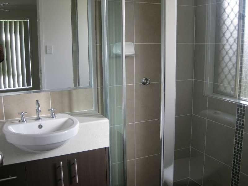 60 Pauls Road, Upper Caboolture QLD 4510