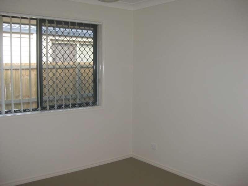 1/17 Michael David Drive, Warner QLD 4500