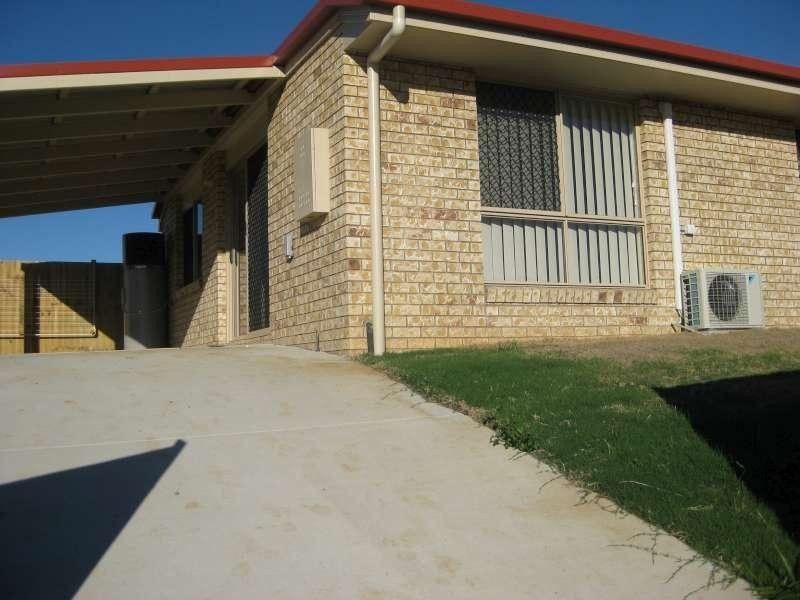 2/3 Wakeham Street, Kallangur QLD 4503