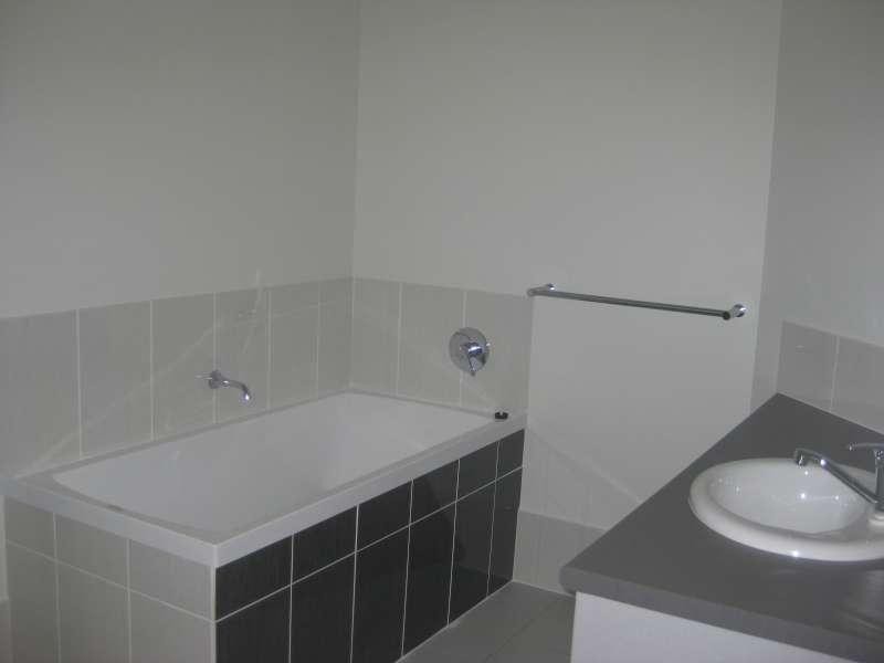 2/19 Grandview Parade, Griffin QLD 4503