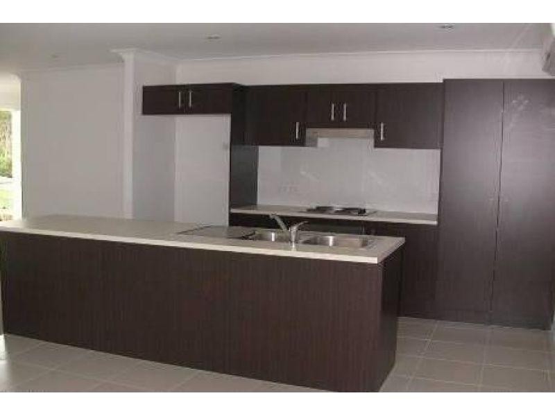 11 Stratus Lane, Coomera QLD 4209