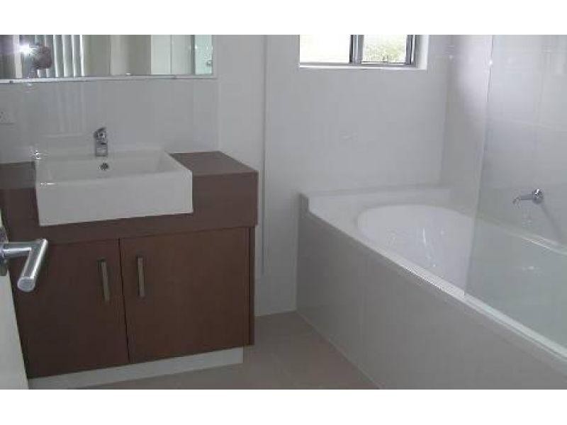 11 Stratus Lane, Coomera QLD 4209