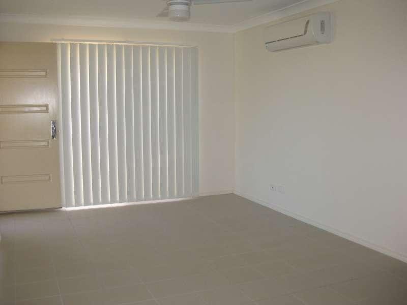 2/12 Auster Avenue, Bray Park QLD 4500