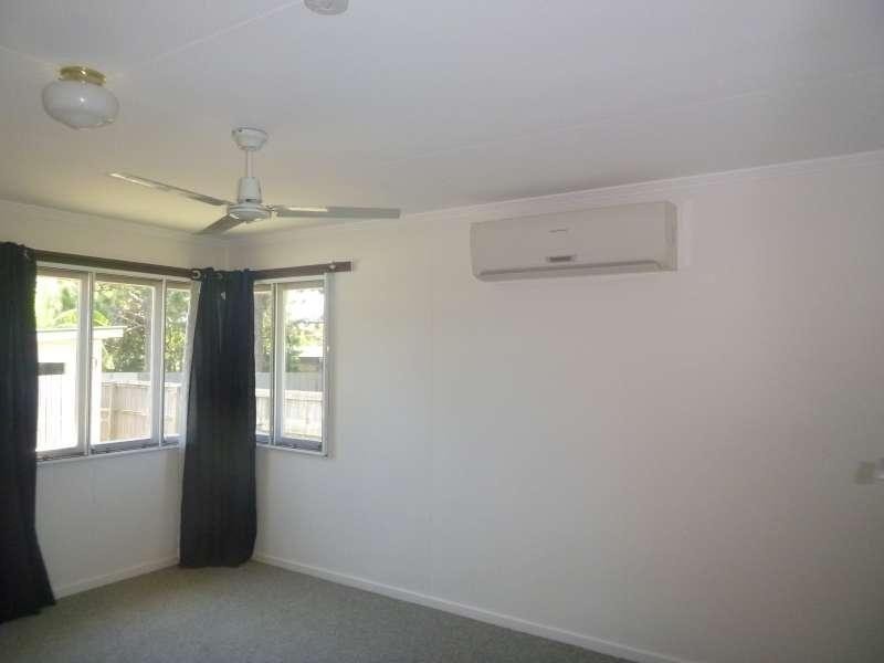 39 Spitfire Avenue, Strathpine QLD 4500