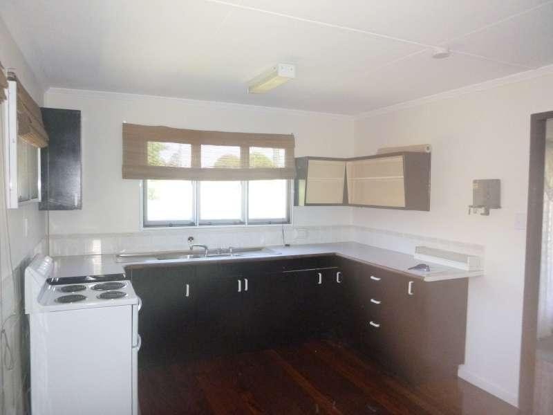 39 Spitfire Avenue, Strathpine QLD 4500