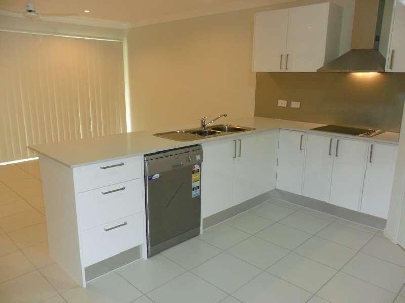 1/51 Peacherine Circuit, Bellmere QLD 4510