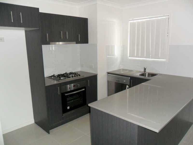 2/23 Bowerbird Crescent, Dakabin QLD 4503