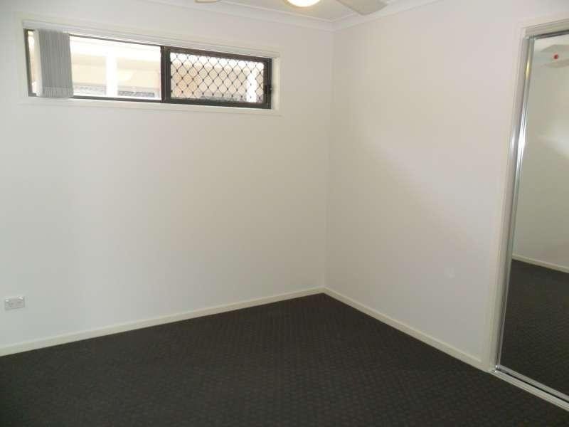 1/23 Bowerbird Crescent, Dakabin QLD 4503