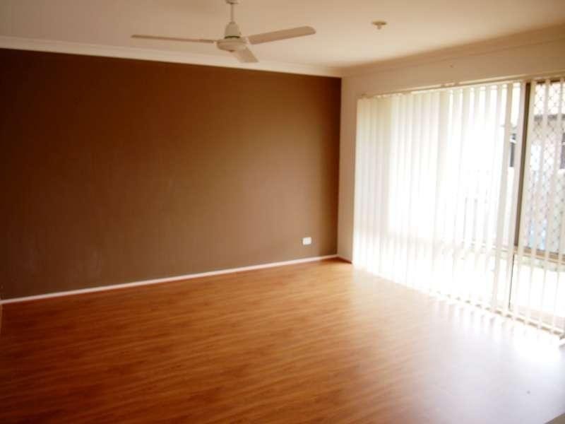 8 Hind Court, Bellmere QLD 4510