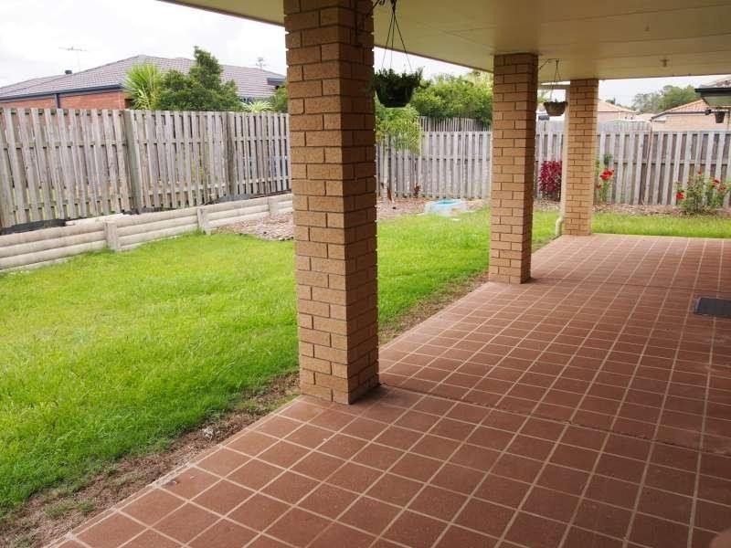 8 Hind Court, Bellmere QLD 4510