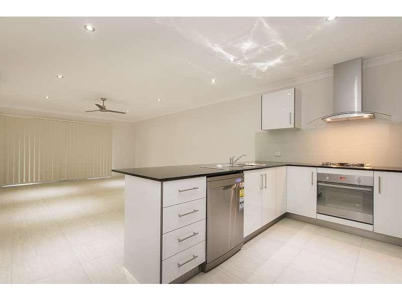 1/16 Aleiyah Street, Caboolture QLD 4510