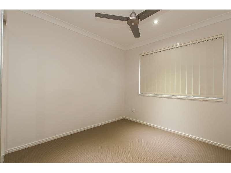 2/16 Aleiyah Street, Caboolture QLD 4510