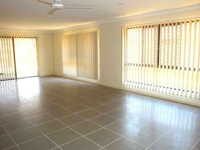 11 Como Circuit, Warner QLD 4500