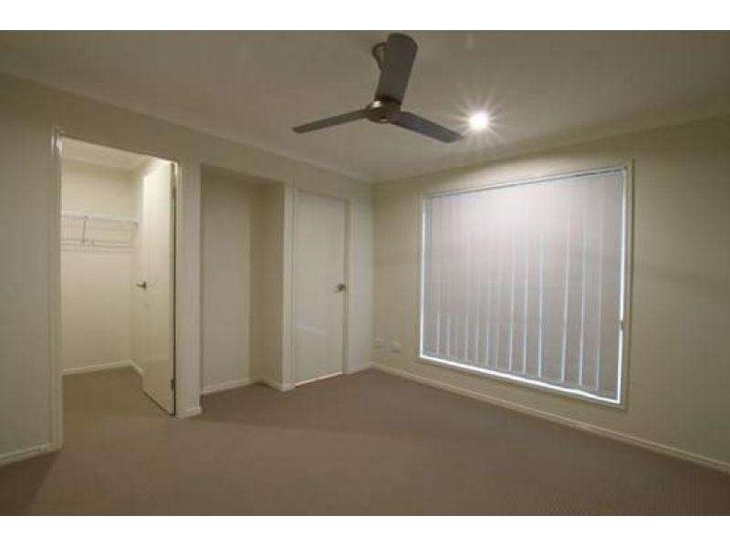 1/10 Homeland Crescent, Warner QLD 4500