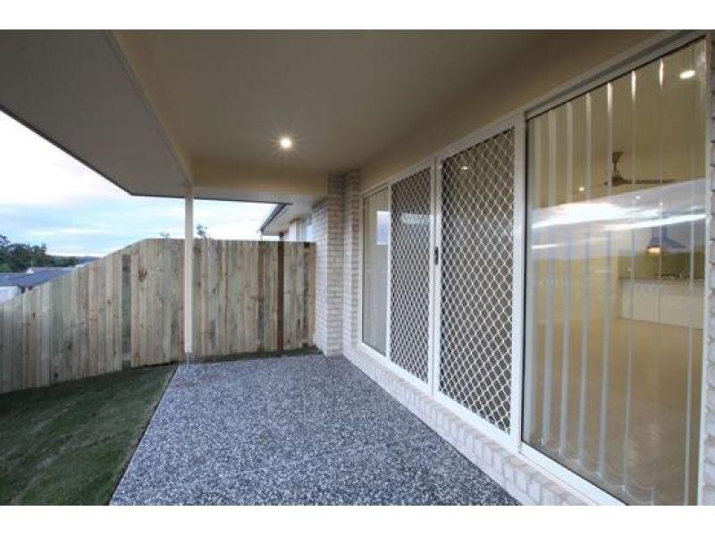 1/10 Homeland Crescent, Warner QLD 4500
