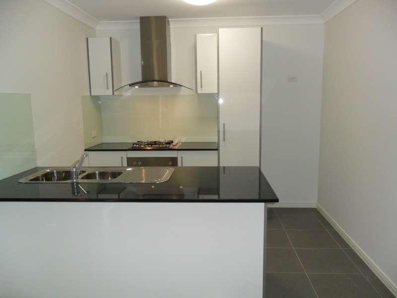 2/21 Lagoon Road, Burpengary QLD 4505