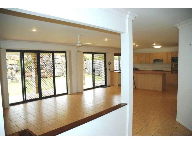 3 Fuchsia Place, Griffin QLD 4503