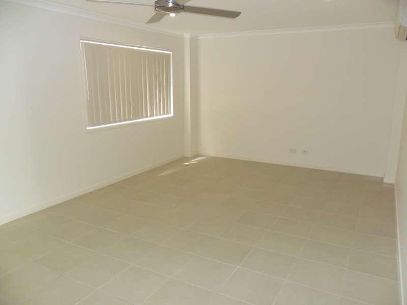 37 Braxlaw Crescent, Dakabin QLD 4503