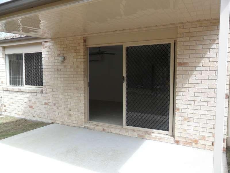 37 Braxlaw Crescent, Dakabin QLD 4503