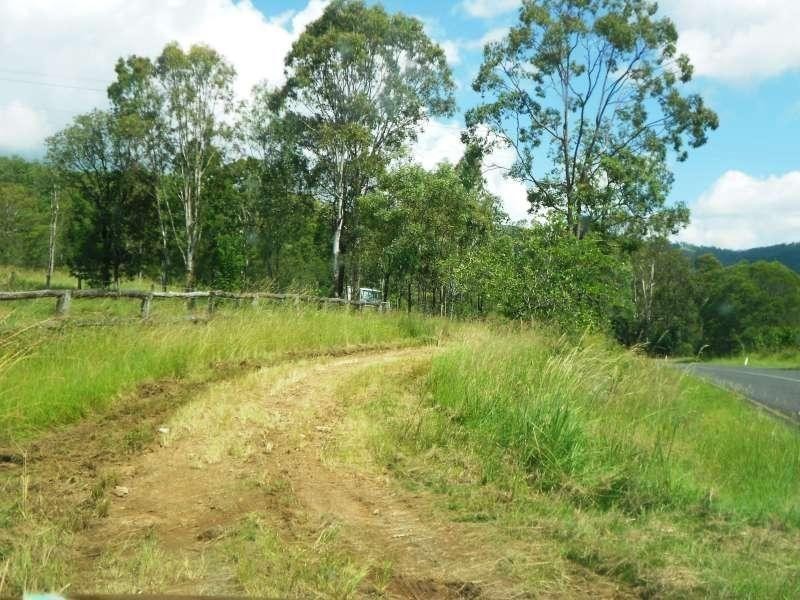 1122 Caboolture River Road, Rocksberg QLD 4510