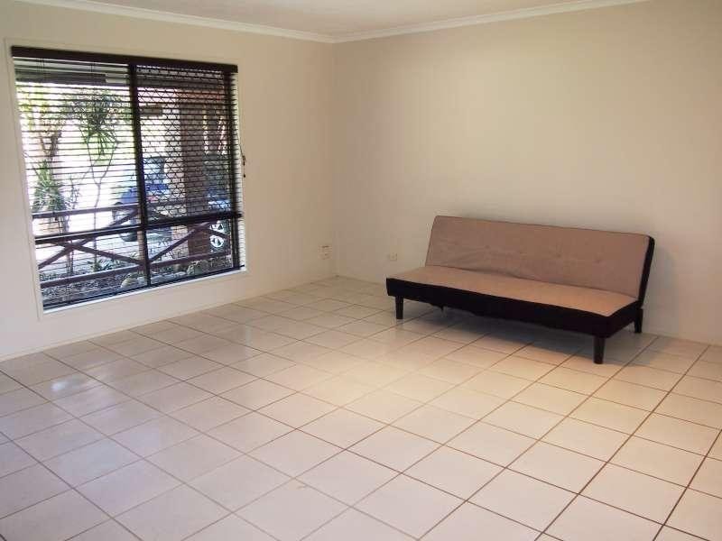 7 Forestville Road, Petrie QLD 4502