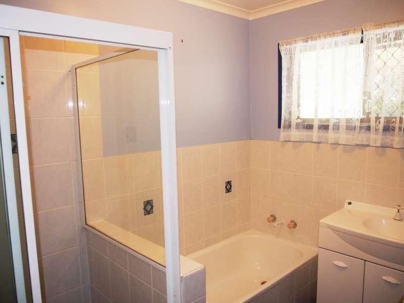 7 Forestville Road, Petrie QLD 4502