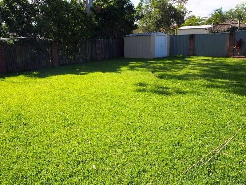 7 Forestville Road, Petrie QLD 4502