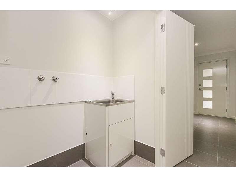 1/47 Water Fern Drive, Caboolture QLD 4510