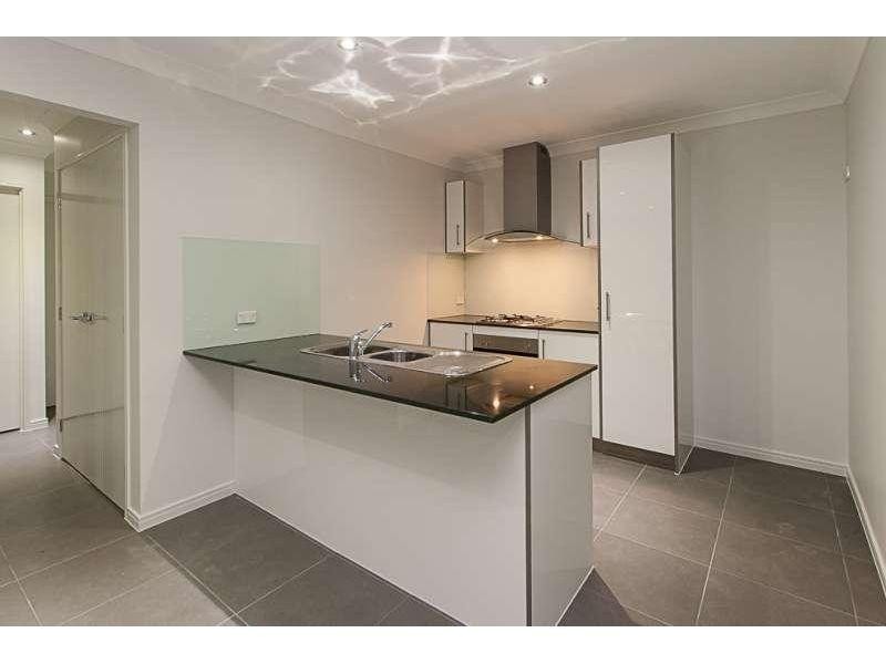 2/47 Water Fern Drive, Caboolture QLD 4510