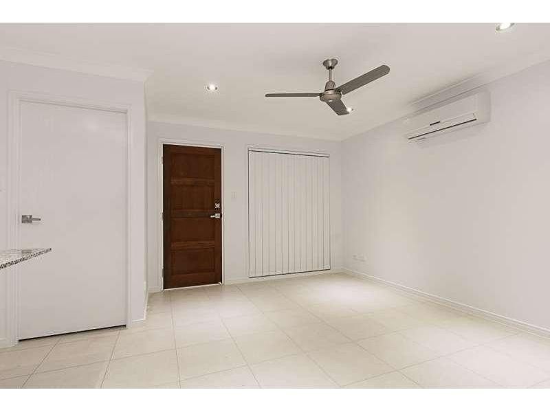 2/33 Lotus Ave, Bellmere QLD 4510