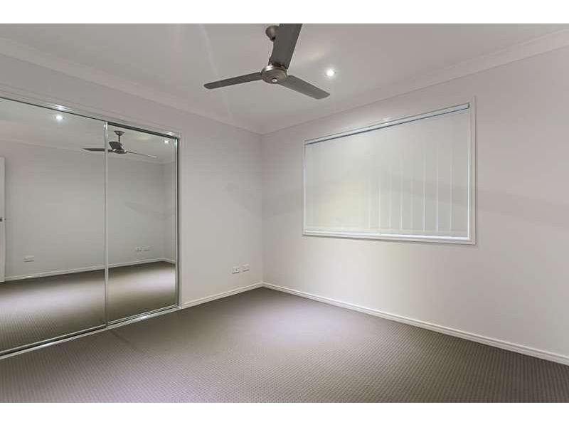 2/33 Lotus Ave, Bellmere QLD 4510