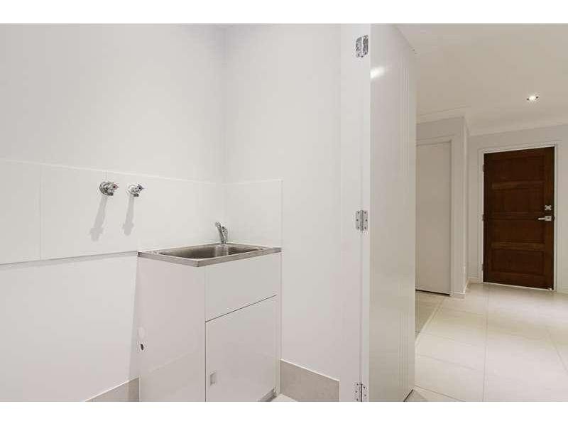 2/33 Lotus Ave, Bellmere QLD 4510