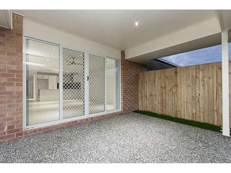 1/33 Lotus Ave, Bellmere QLD 4510