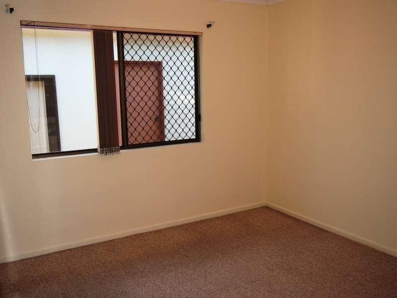 4 Applemint Court, Kallangur QLD 4503