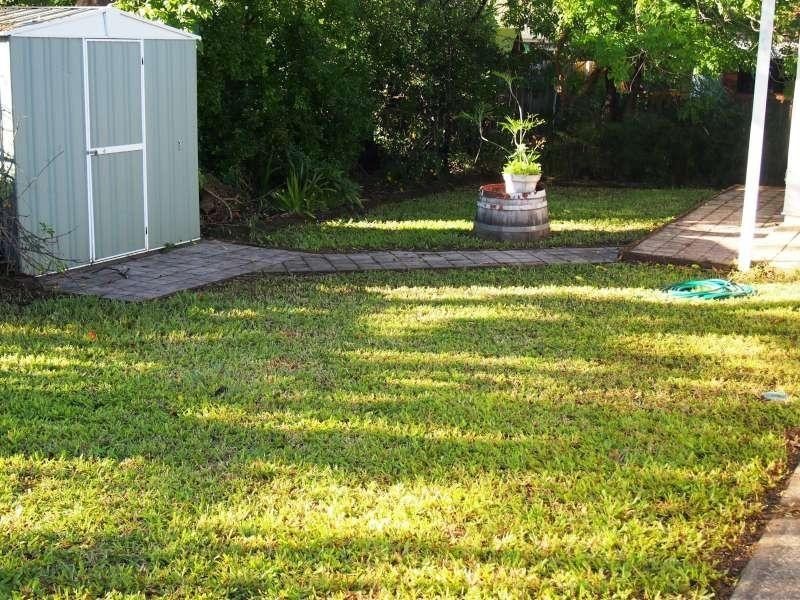 4 Applemint Court, Kallangur QLD 4503