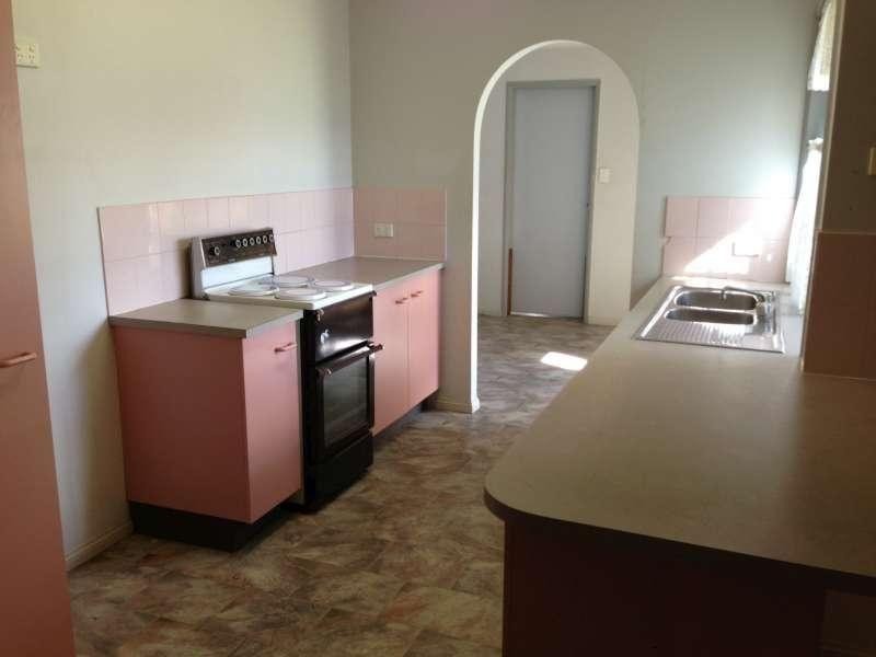 32 Rhoda St, Caboolture South QLD 4510