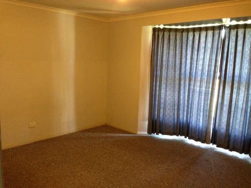 32 Rhoda St, Caboolture South QLD 4510