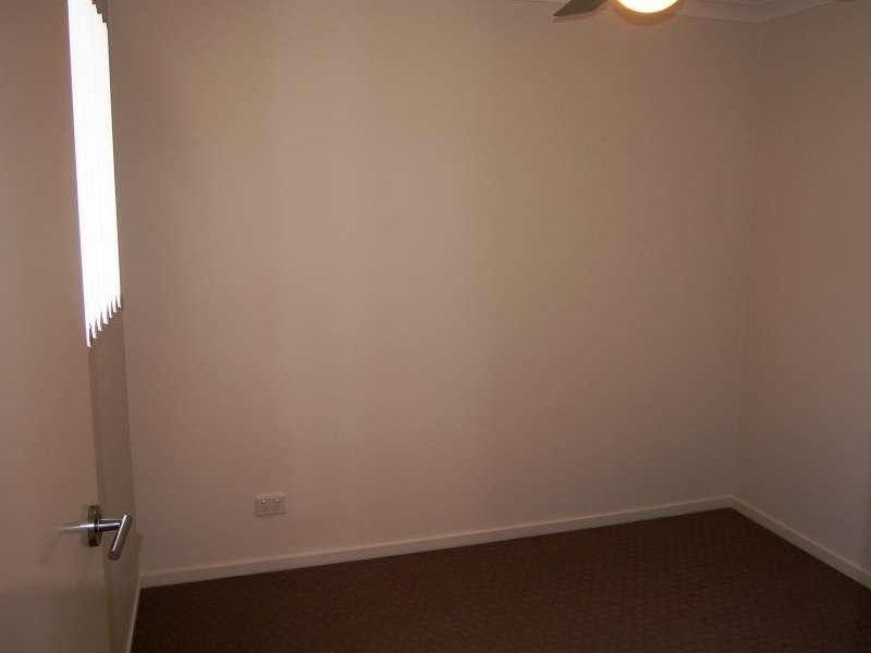 2/31 Braxlaw Crescent, Dakabin QLD 4503