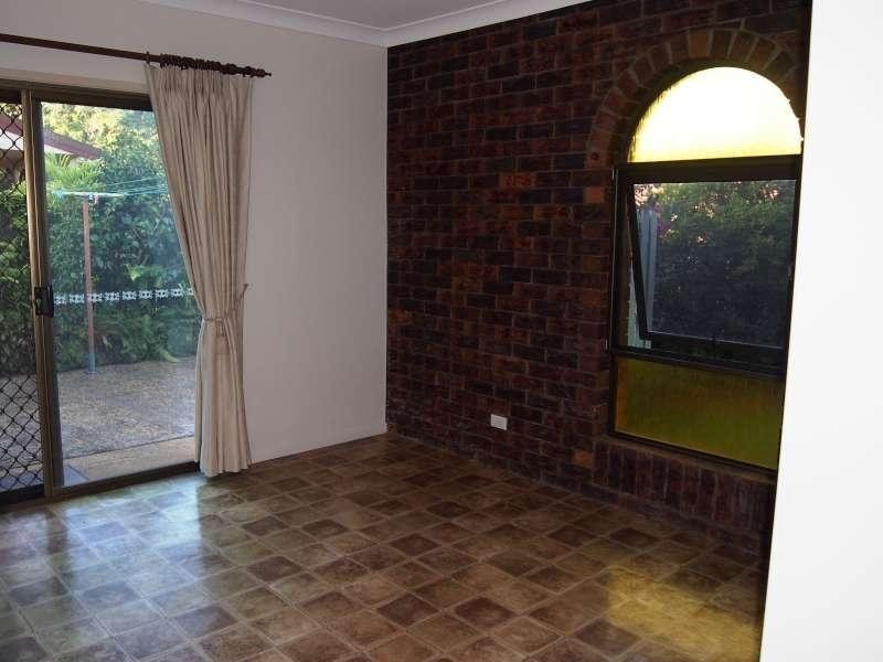 8 Tuffley Court, Kallangur QLD 4503