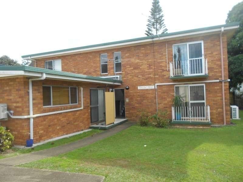 3/8A Short Street, Woody Point QLD 4019