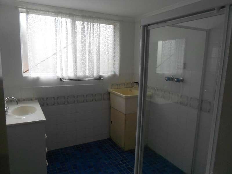 3/8A Short Street, Woody Point QLD 4019