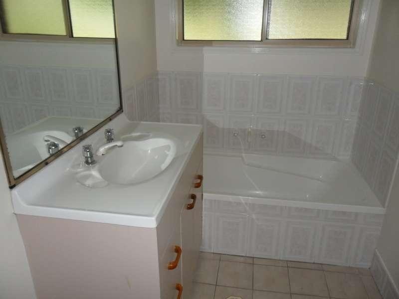 2-4 Boxgum Court, Ningi QLD 4511