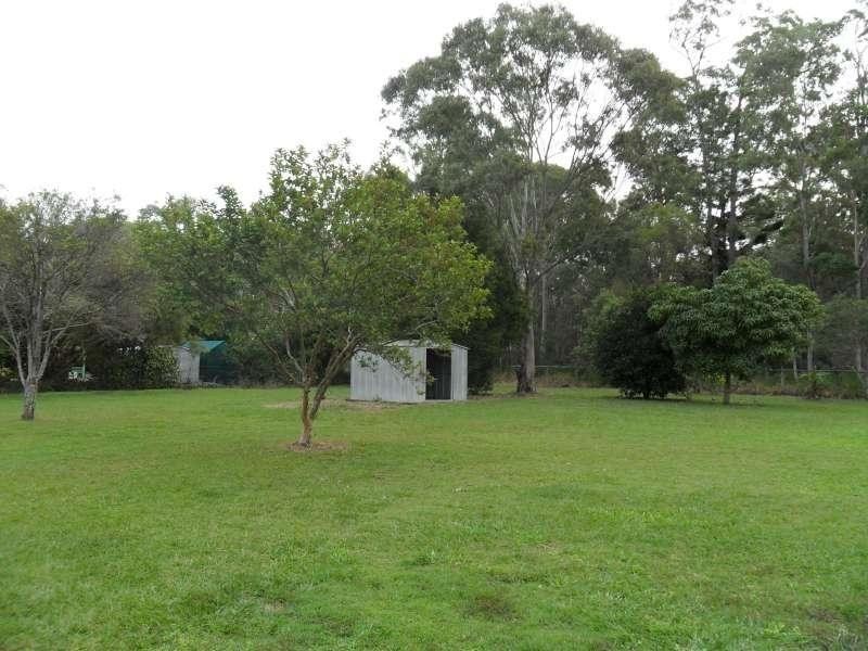 2-4 Boxgum Court, Ningi QLD 4511